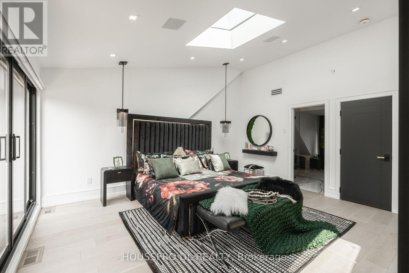 82 Major Street, Toronto (university), Ontario