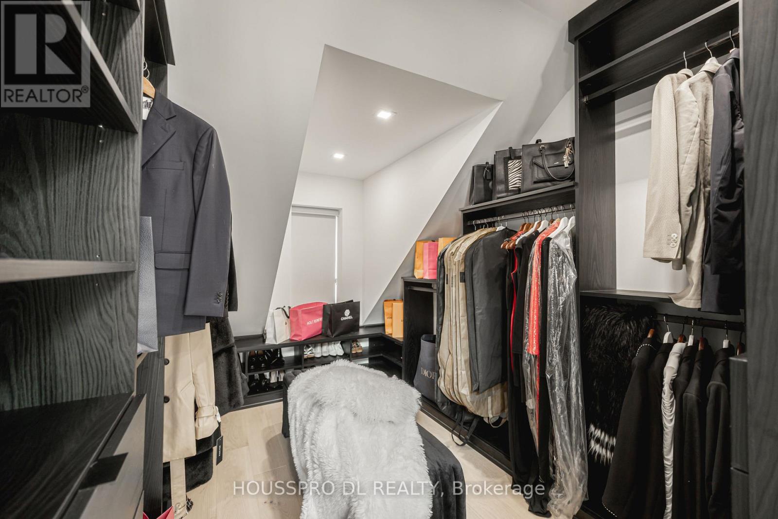 82 Major Street, Toronto (university), Ontario