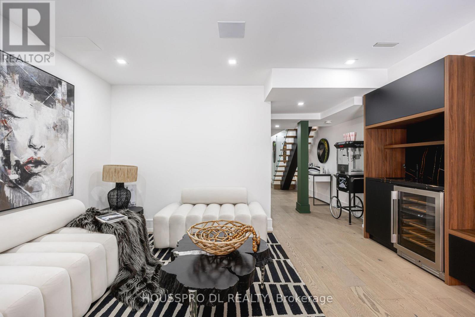 82 Major Street, Toronto (university), Ontario