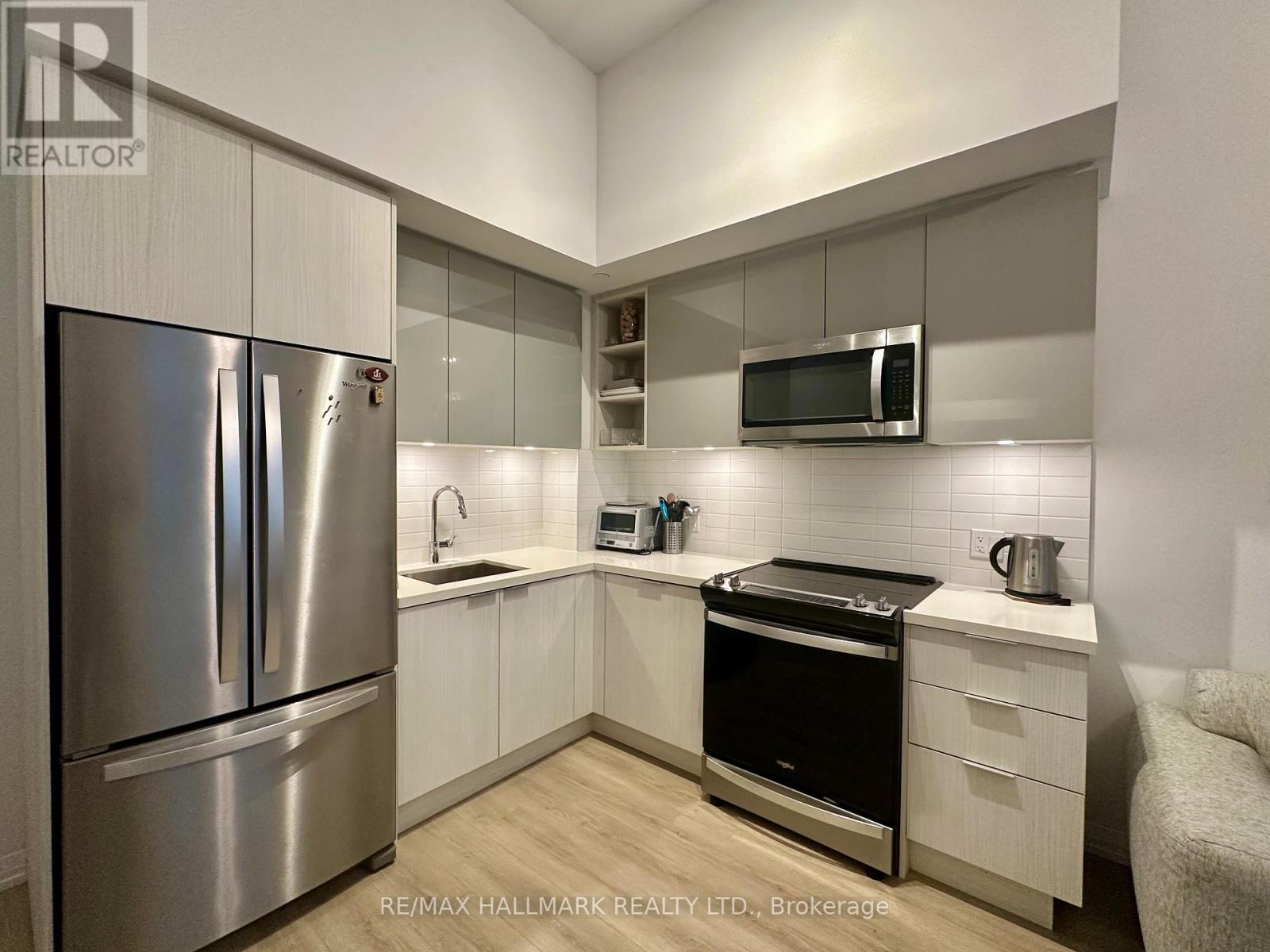 214 - 50 Dunfield Avenue, Toronto (mount Pleasant West), Ontario