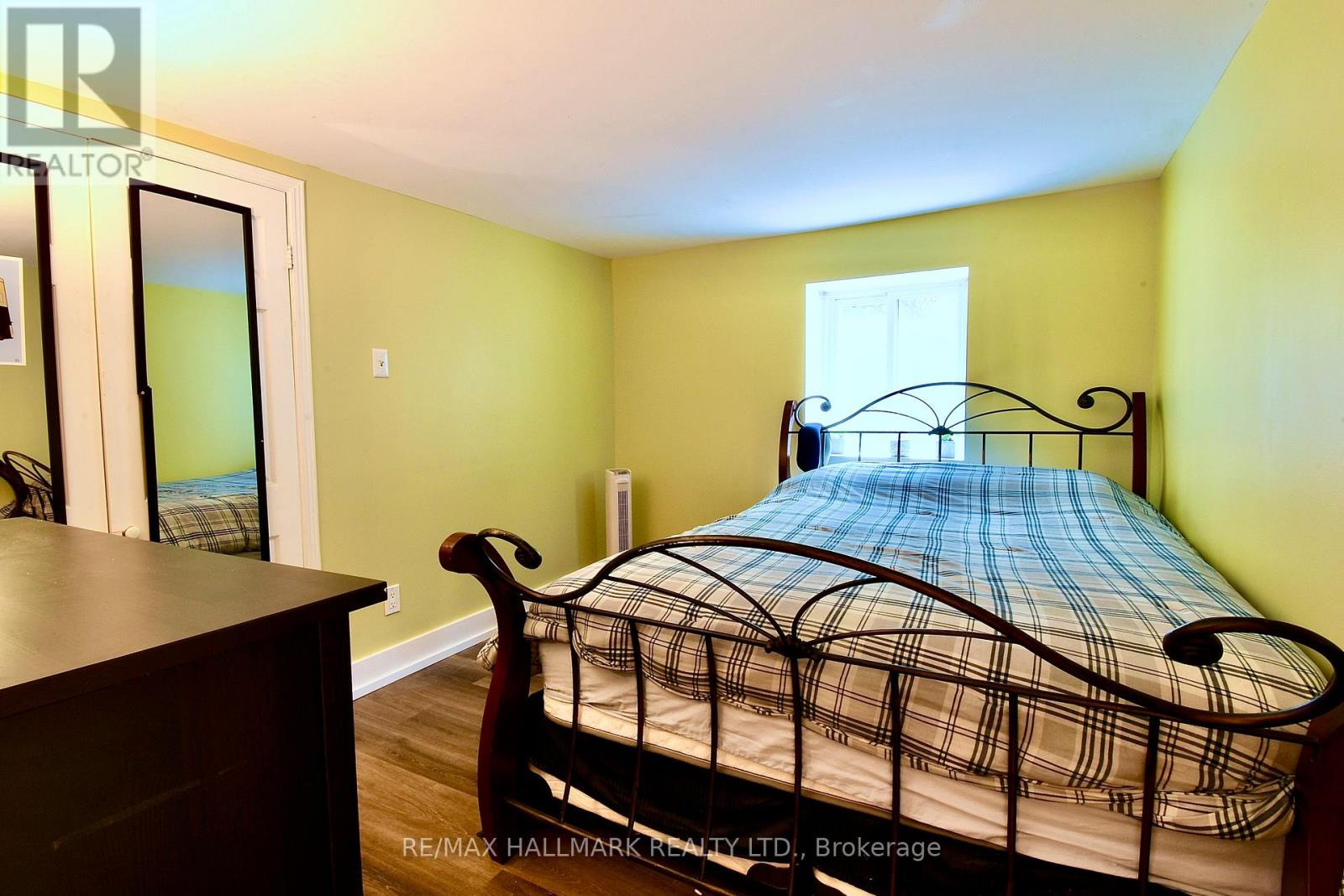 34 River Street, Toronto (regent Park), Ontario