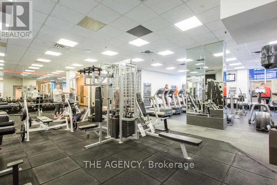 606 - 99 Harbour Square, Toronto (waterfront Communities), Ontario