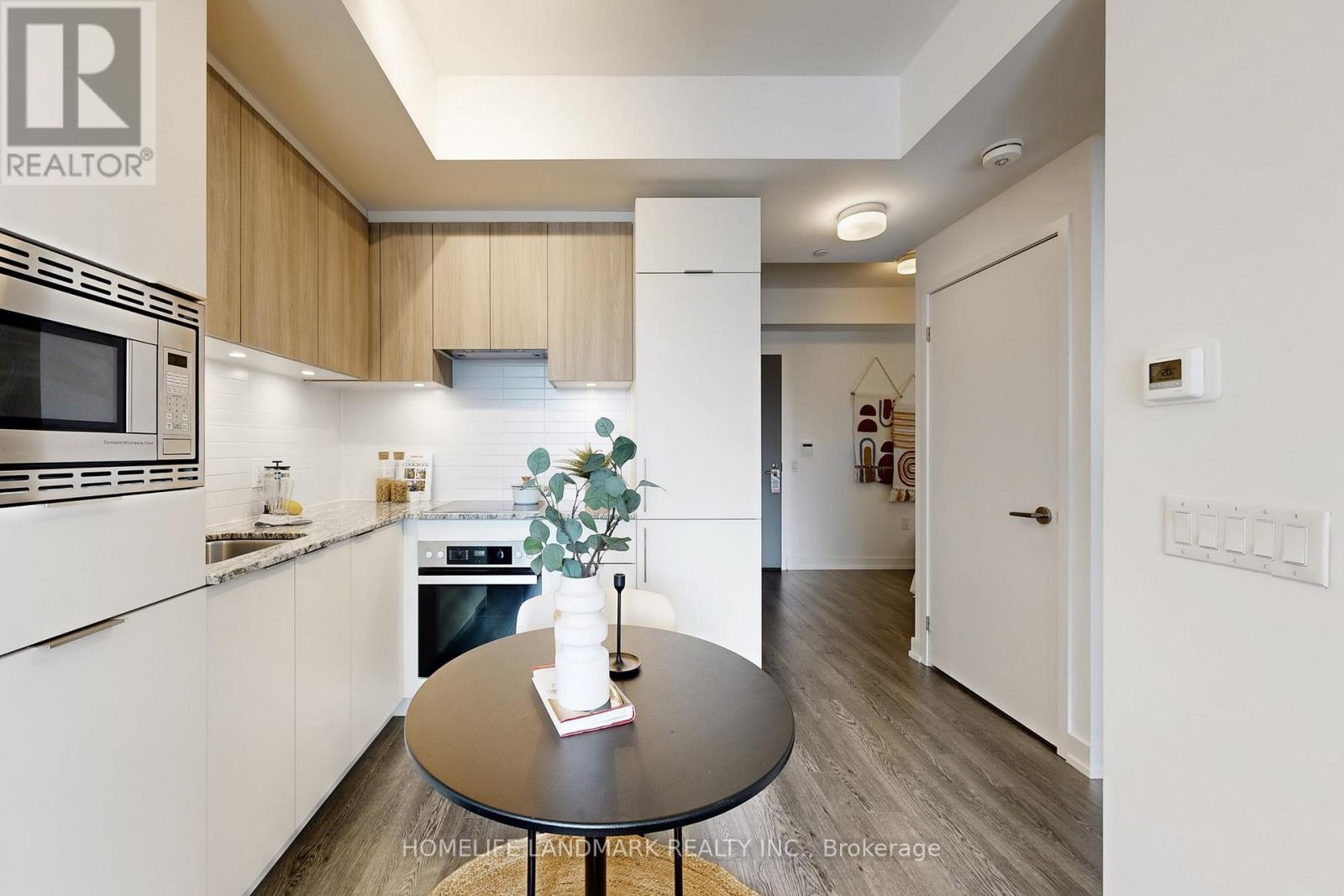 320 - 50 Oneill Road, Toronto (banbury-don Mills), Ontario