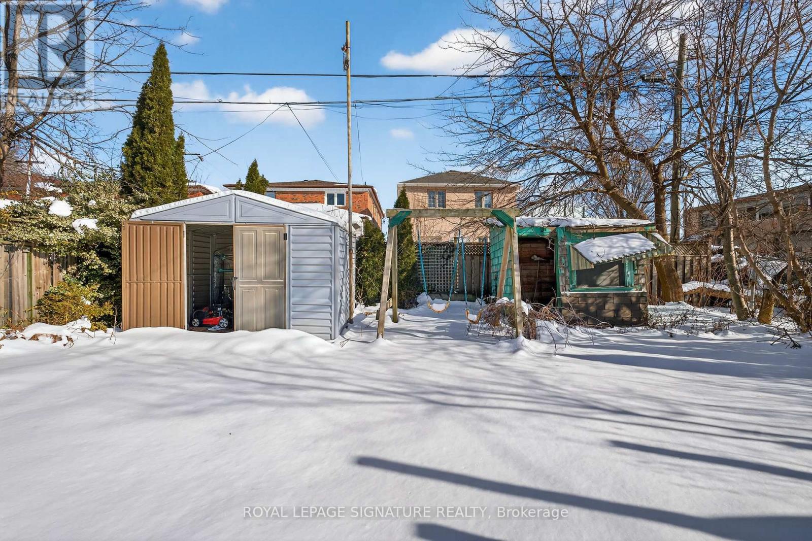 3 Wanstead Avenue, Toronto (oakridge), Ontario