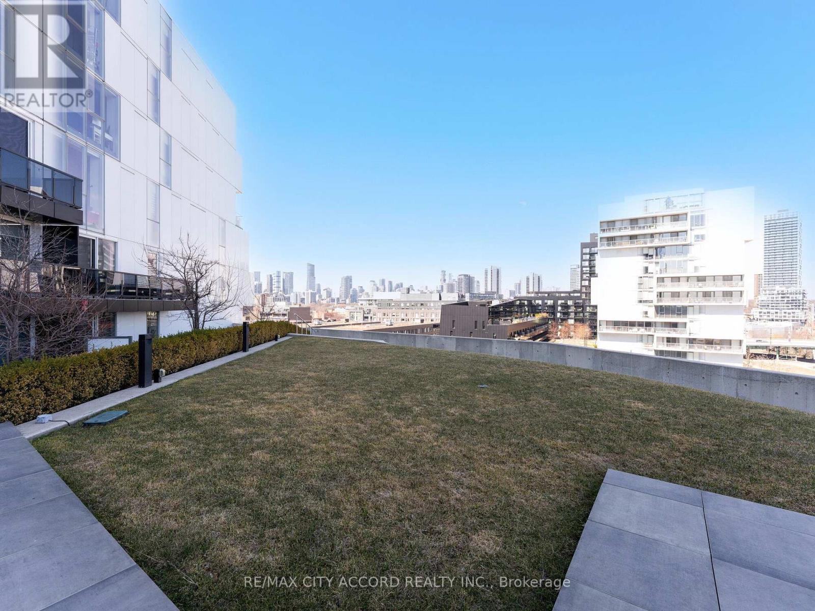 305 - 170 Bayview Avenue, Toronto (moss Park), Ontario