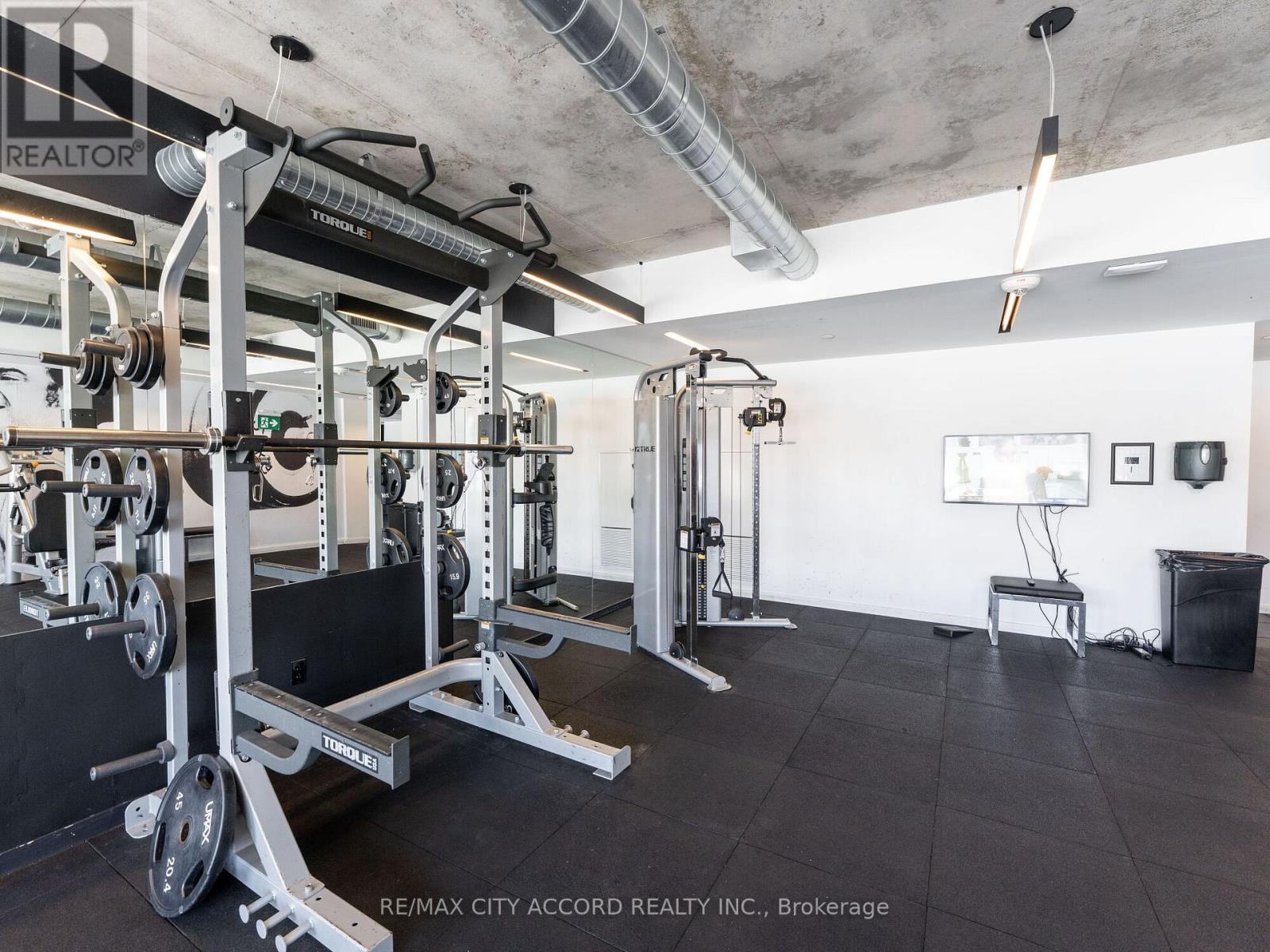 305 - 170 Bayview Avenue, Toronto (moss Park), Ontario