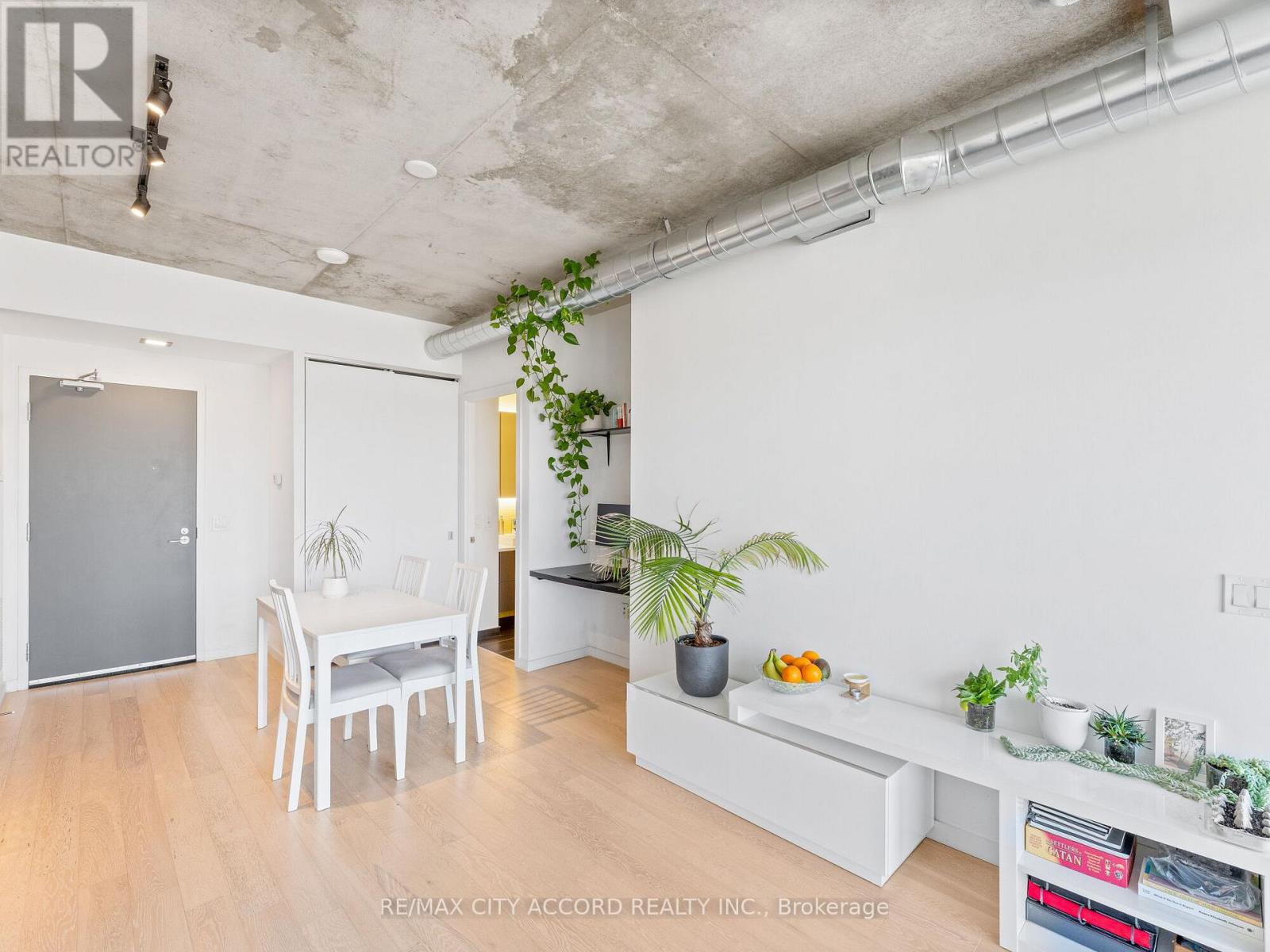 305 - 170 Bayview Avenue, Toronto (moss Park), Ontario