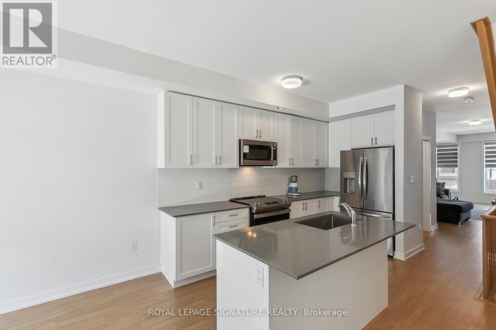 65 Akil Thomas Gardens, Toronto (bendale), Ontario