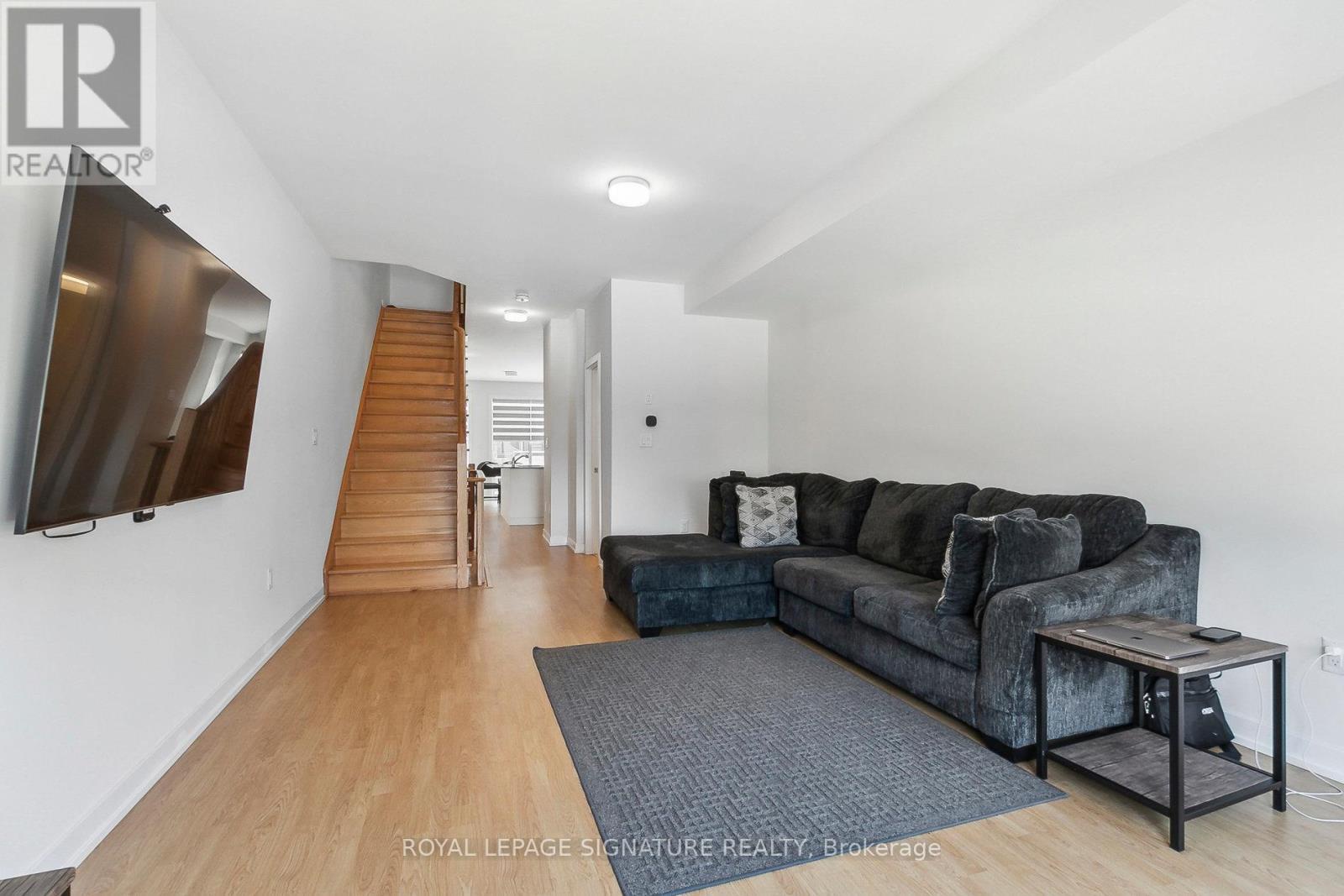 65 Akil Thomas Gardens, Toronto (bendale), Ontario