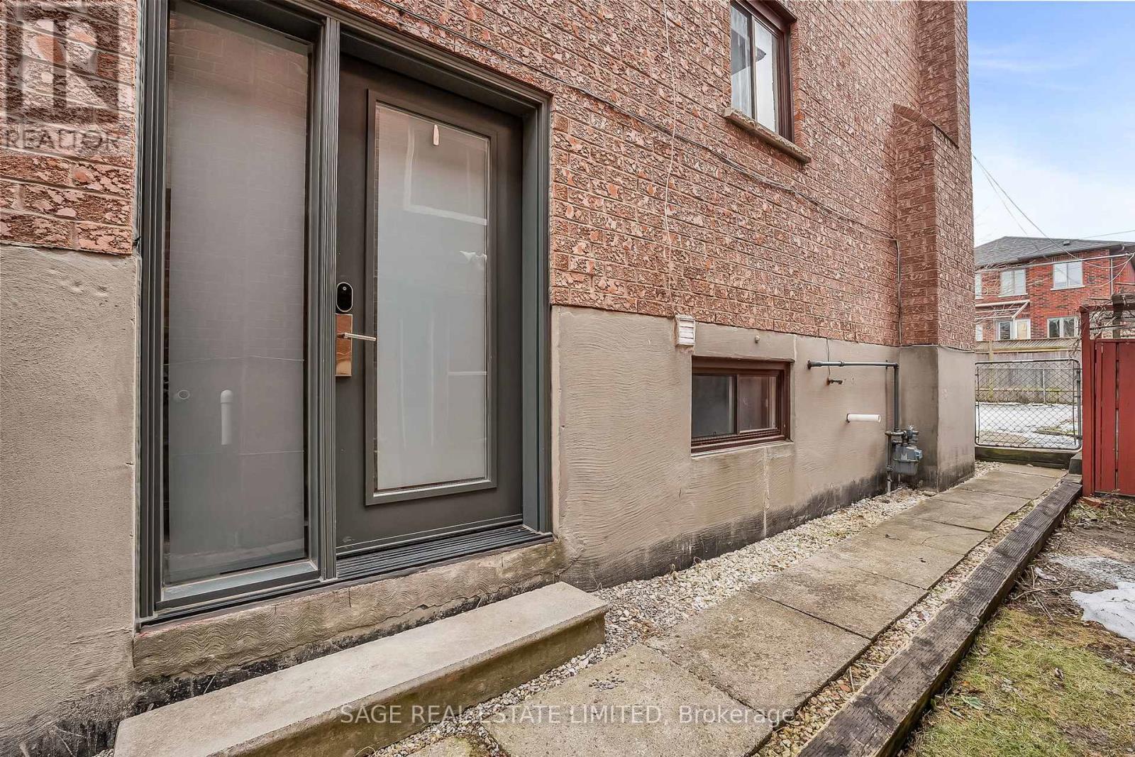 78 Heale Avenue, Toronto (birchcliffe-cliffside), Ontario