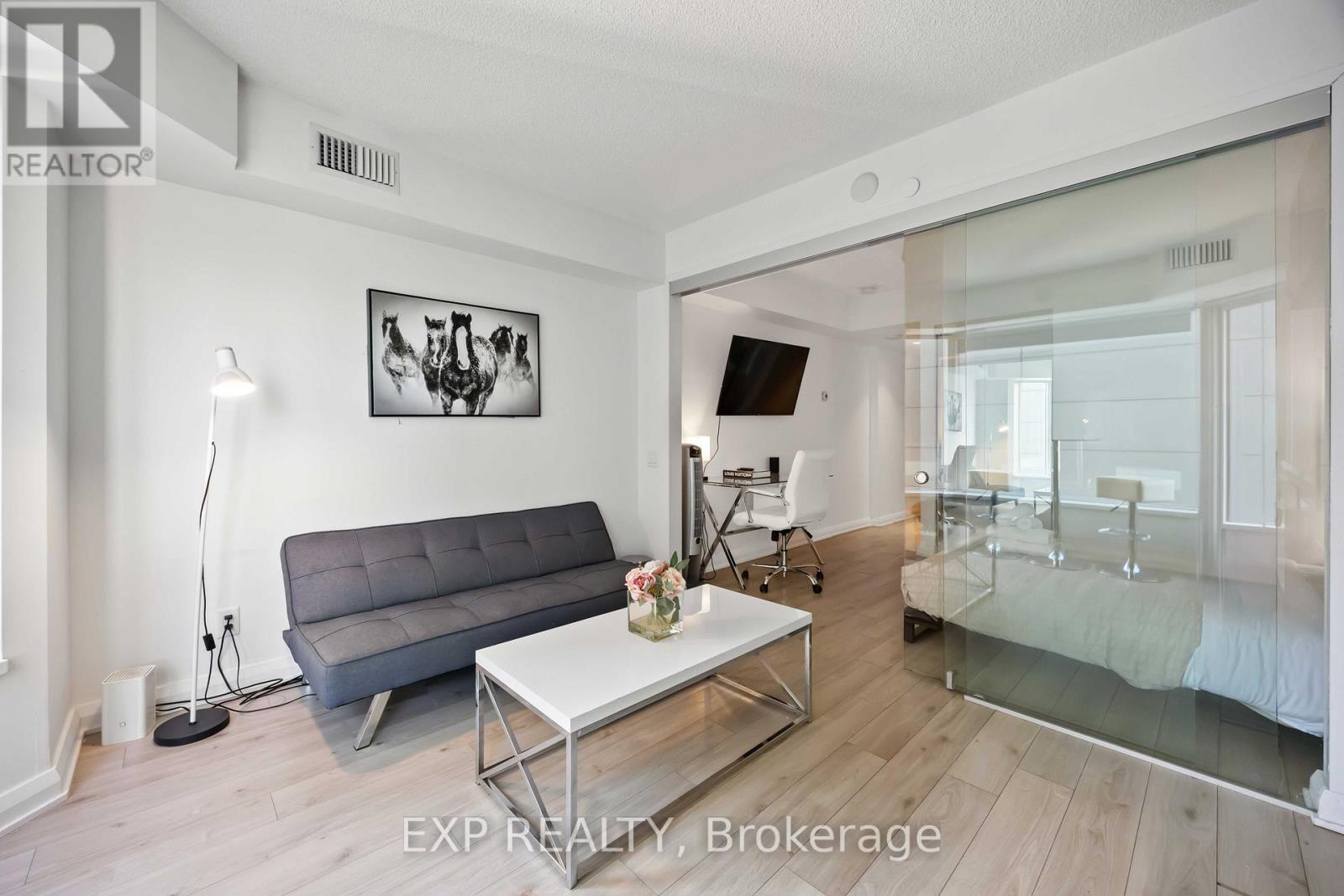 1106 - 155 Yorkville Avenue, Toronto (annex), Ontario