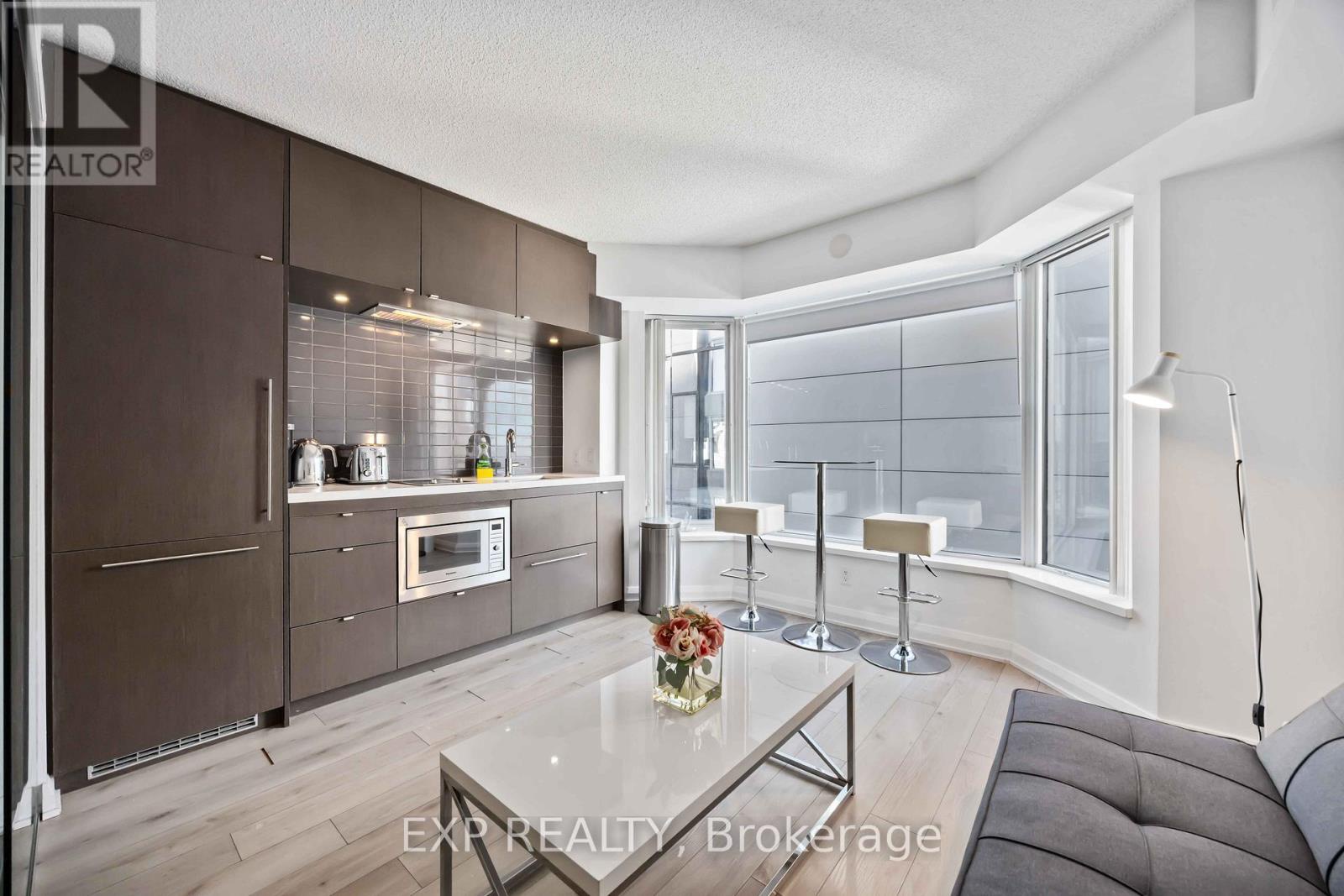 1106 - 155 Yorkville Avenue, Toronto (annex), Ontario