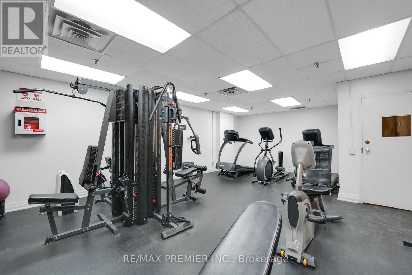 904 - 250 Scarlett Road, Toronto (rockcliffe-smythe), Ontario