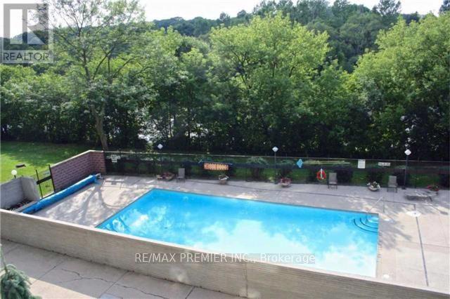 904 - 250 Scarlett Road, Toronto (rockcliffe-smythe), Ontario