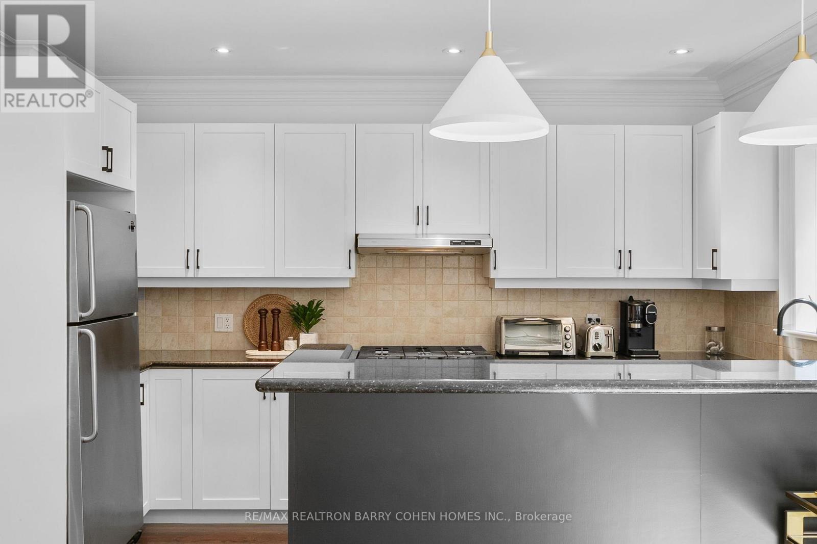 141 Latimer Avenue, Toronto (lawrence Park South), Ontario