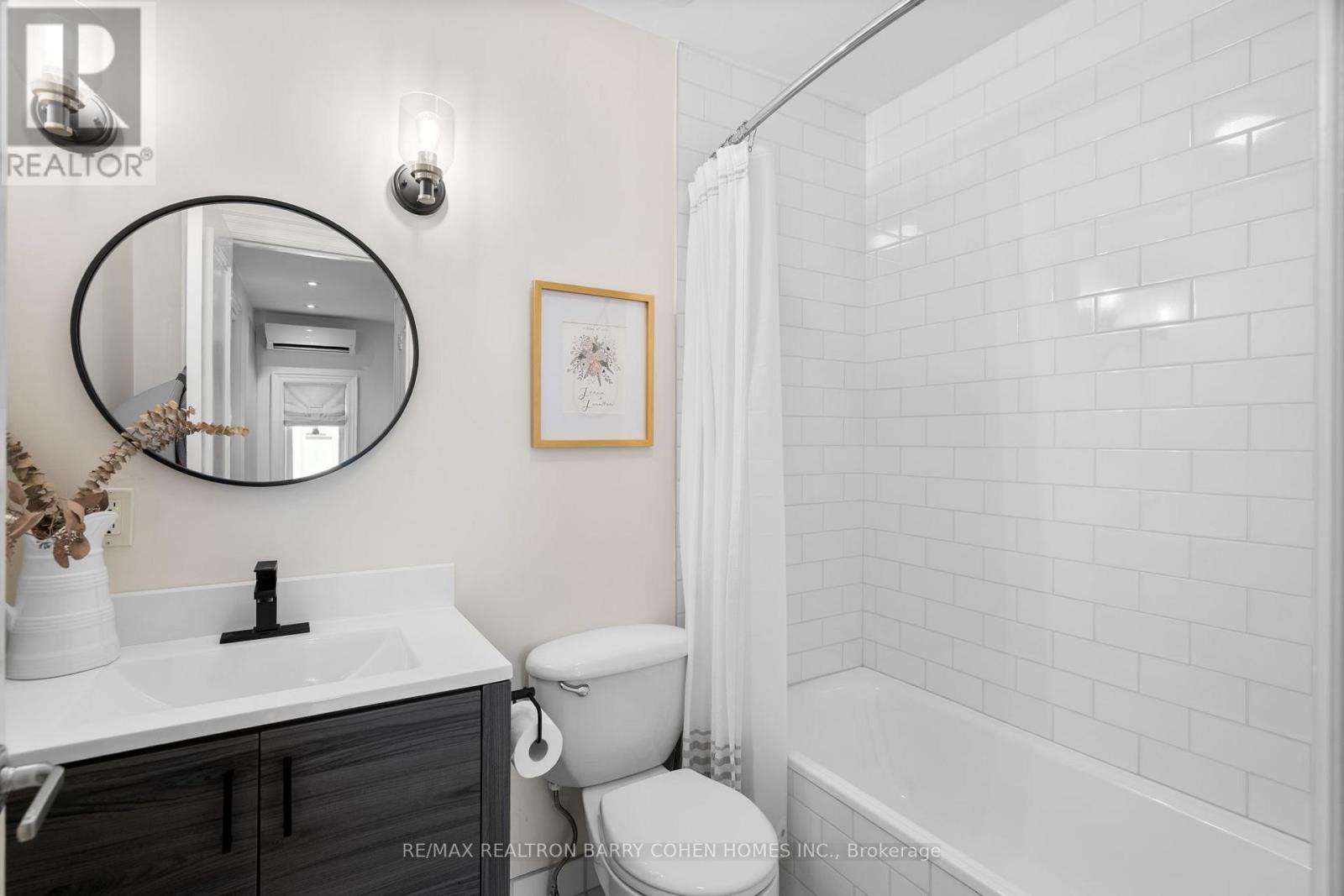 141 Latimer Avenue, Toronto (lawrence Park South), Ontario