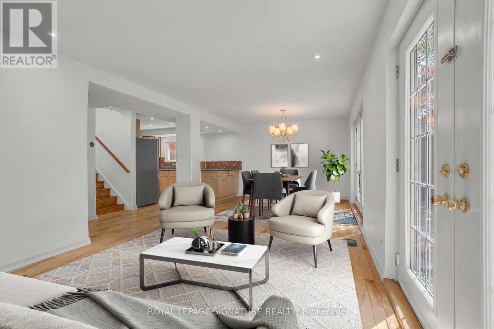 136 Three Valleys Drive, Toronto (parkwoods-donalda), Ontario