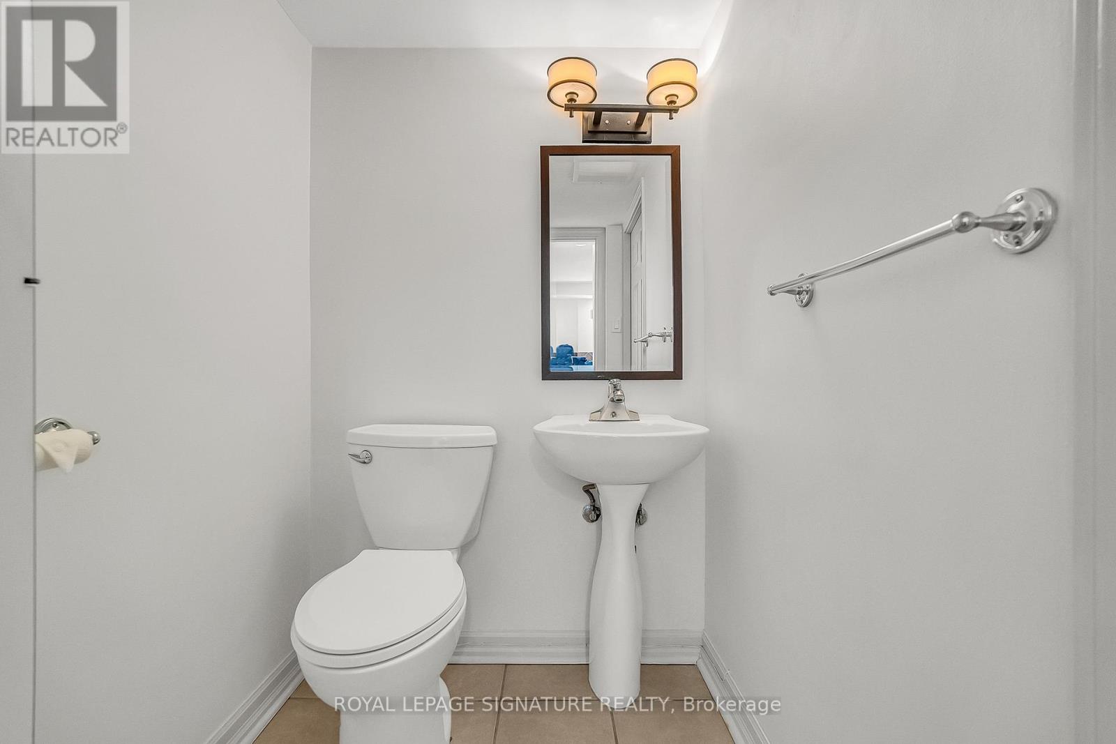 136 Three Valleys Drive, Toronto (parkwoods-donalda), Ontario