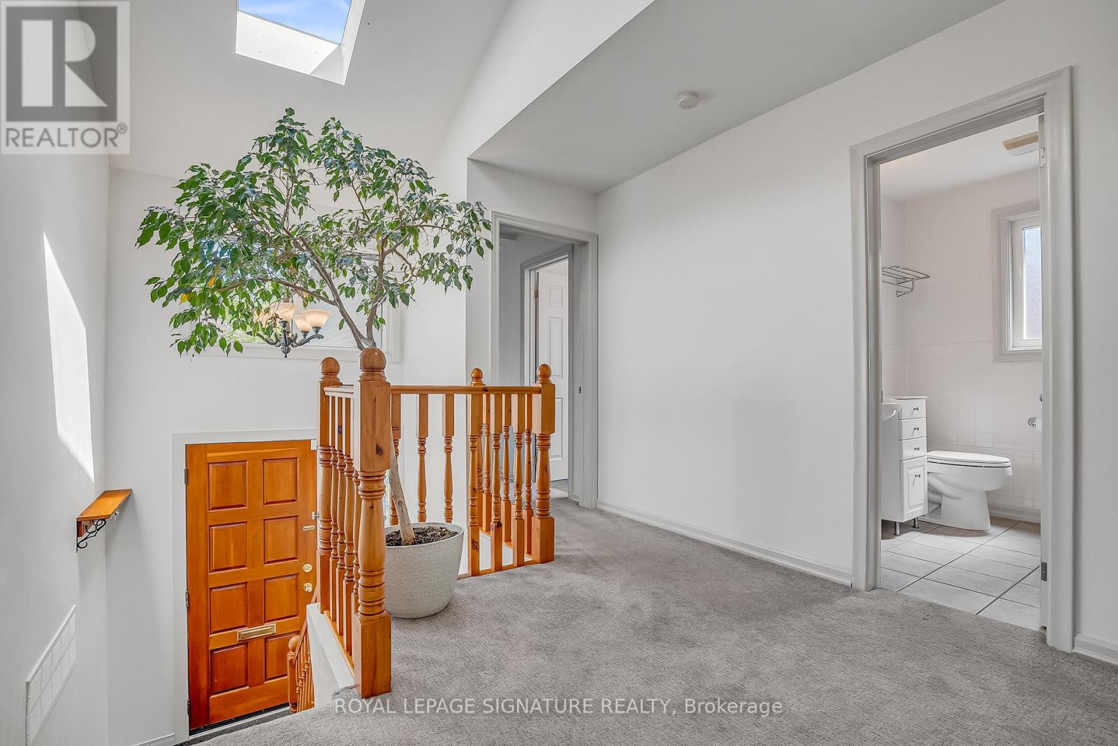 136 Three Valleys Drive, Toronto (parkwoods-donalda), Ontario