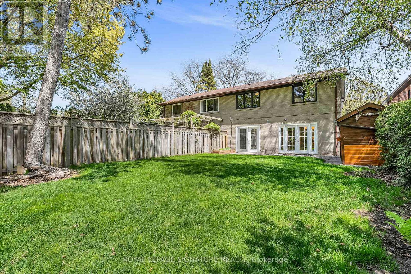 136 Three Valleys Drive, Toronto (parkwoods-donalda), Ontario