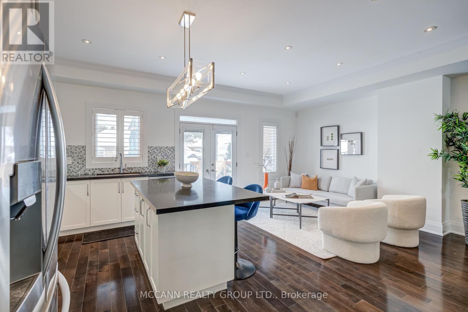 1155 Greenwood Avenue, Toronto (east York), Ontario