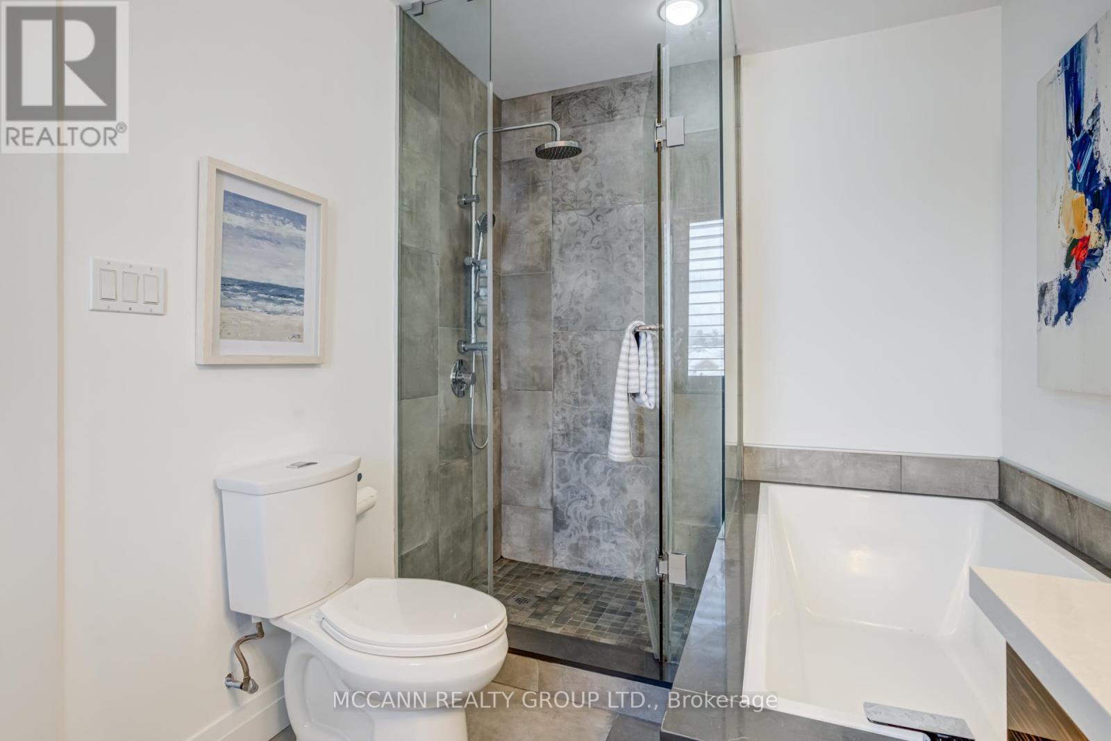 1155 Greenwood Avenue, Toronto (east York), Ontario