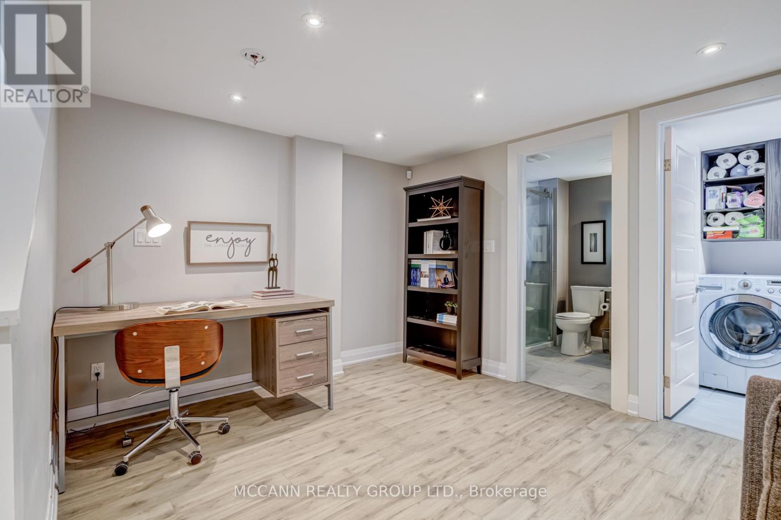 1155 Greenwood Avenue, Toronto (east York), Ontario