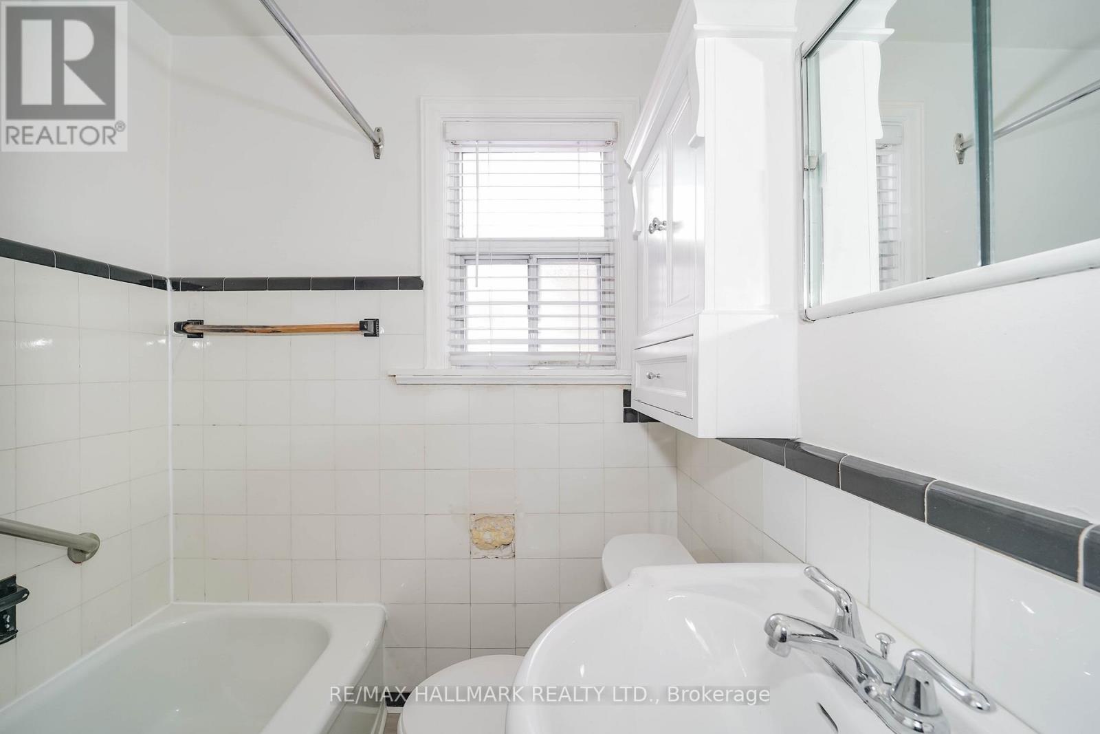 37 Galbraith Avenue, Toronto (o'connor-parkview), Ontario