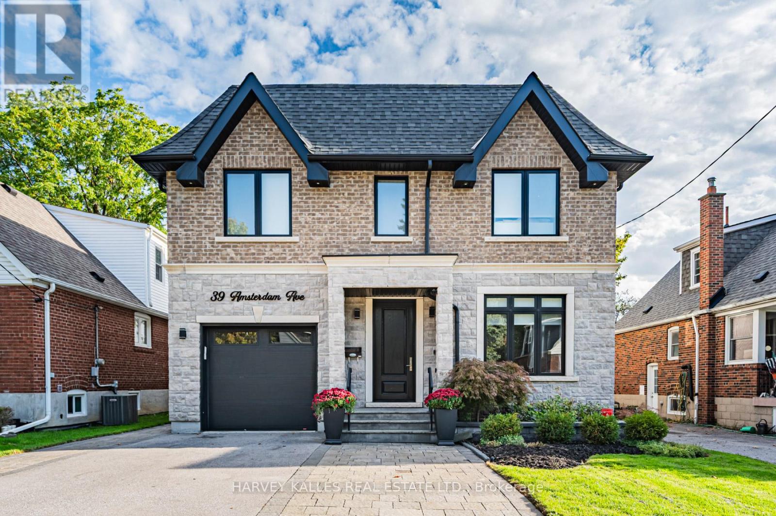 39 Amsterdam Avenue, Toronto (o'connor-parkview), Ontario