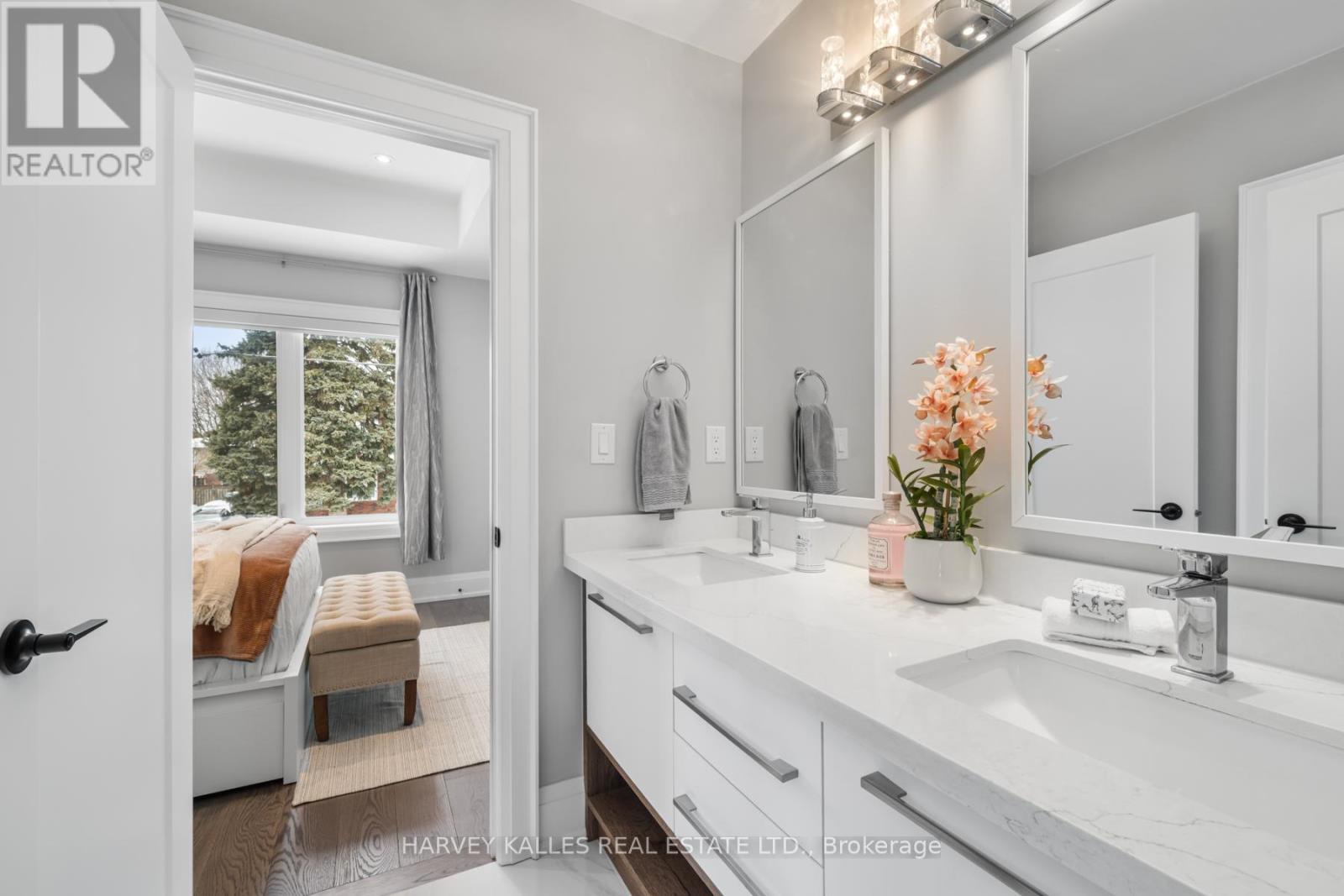 39 Amsterdam Avenue, Toronto (o'connor-parkview), Ontario