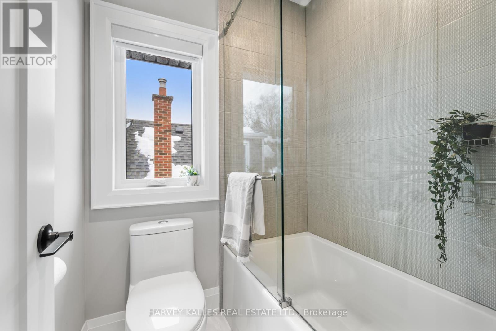 39 Amsterdam Avenue, Toronto (o'connor-parkview), Ontario