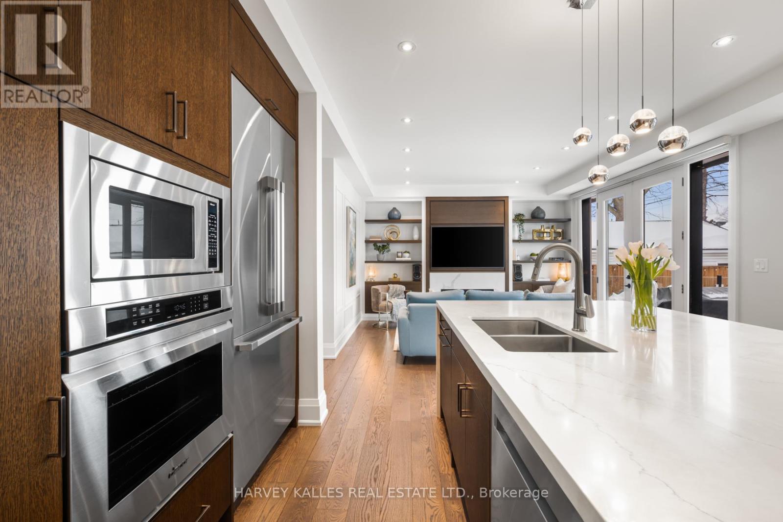 39 Amsterdam Avenue, Toronto (o'connor-parkview), Ontario