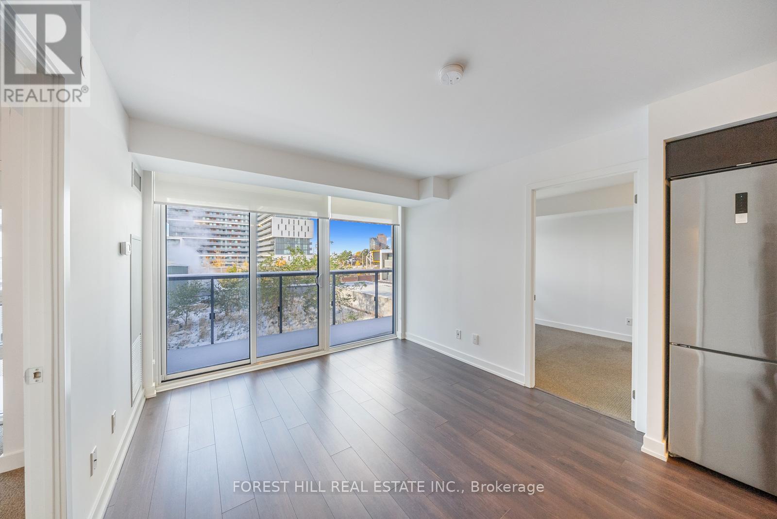 423 - 120 Varna Drive, Toronto (englemount-lawrence), Ontario