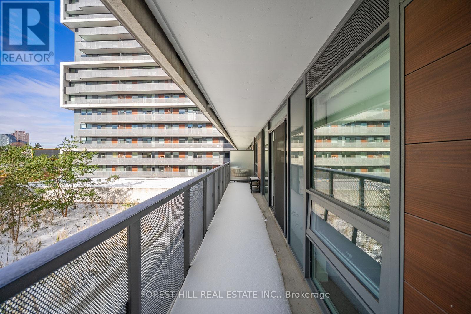 423 - 120 Varna Drive, Toronto (englemount-lawrence), Ontario