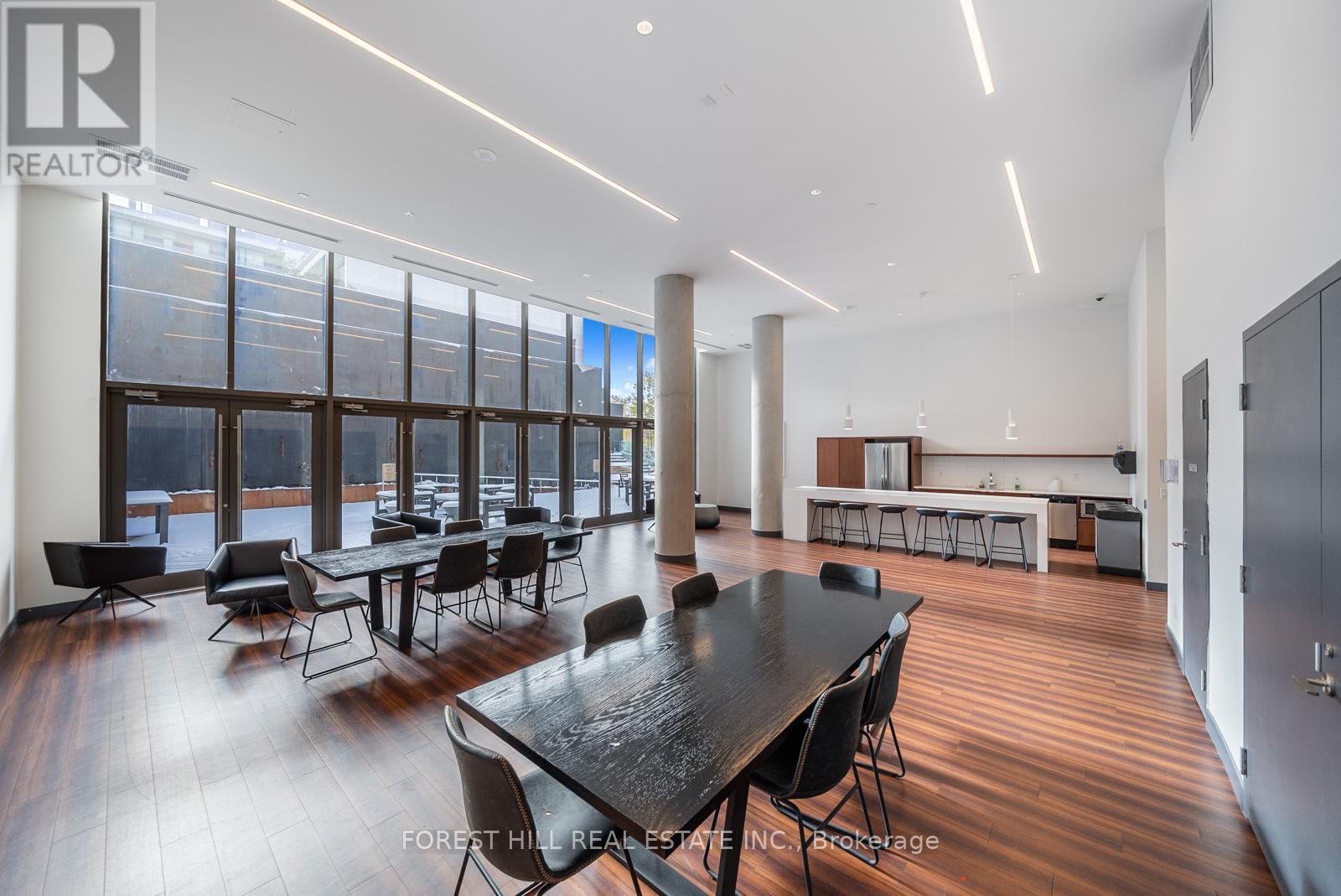 423 - 120 Varna Drive, Toronto (englemount-lawrence), Ontario