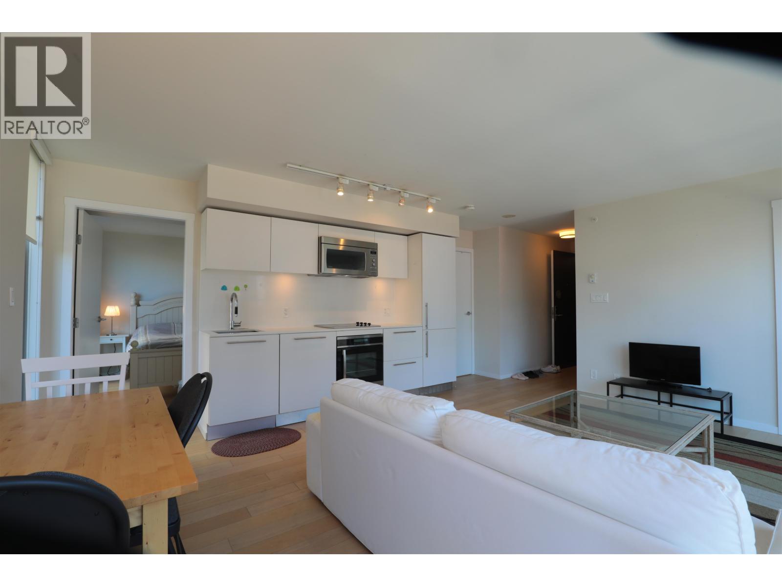 908 999 Seymour Street, Vancouver, British Columbia