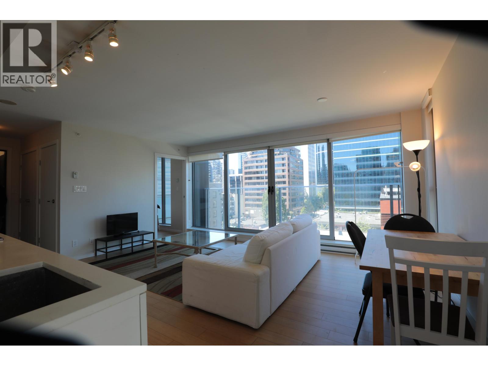 908 999 Seymour Street, Vancouver, British Columbia