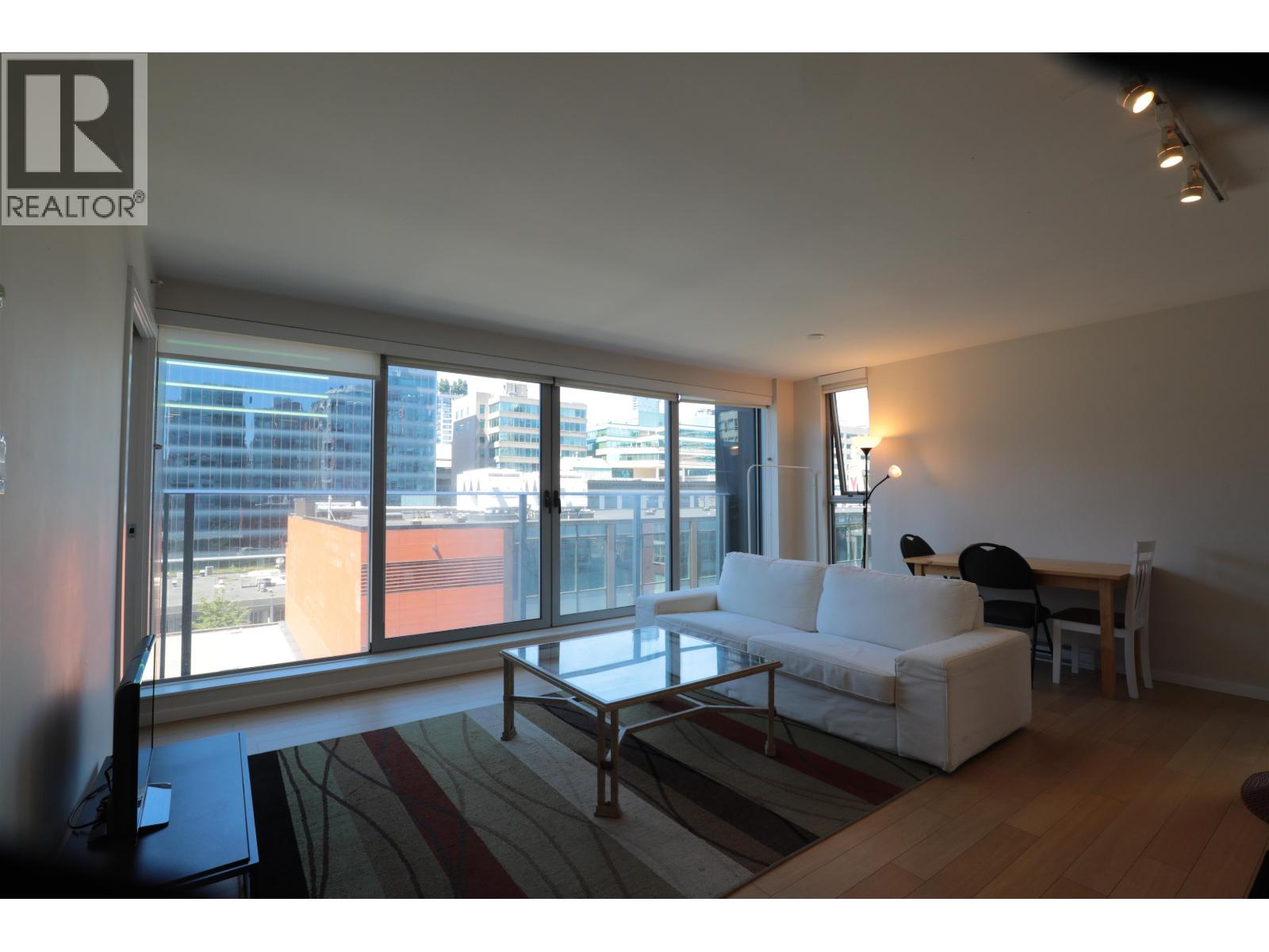 908 999 Seymour Street, Vancouver, British Columbia