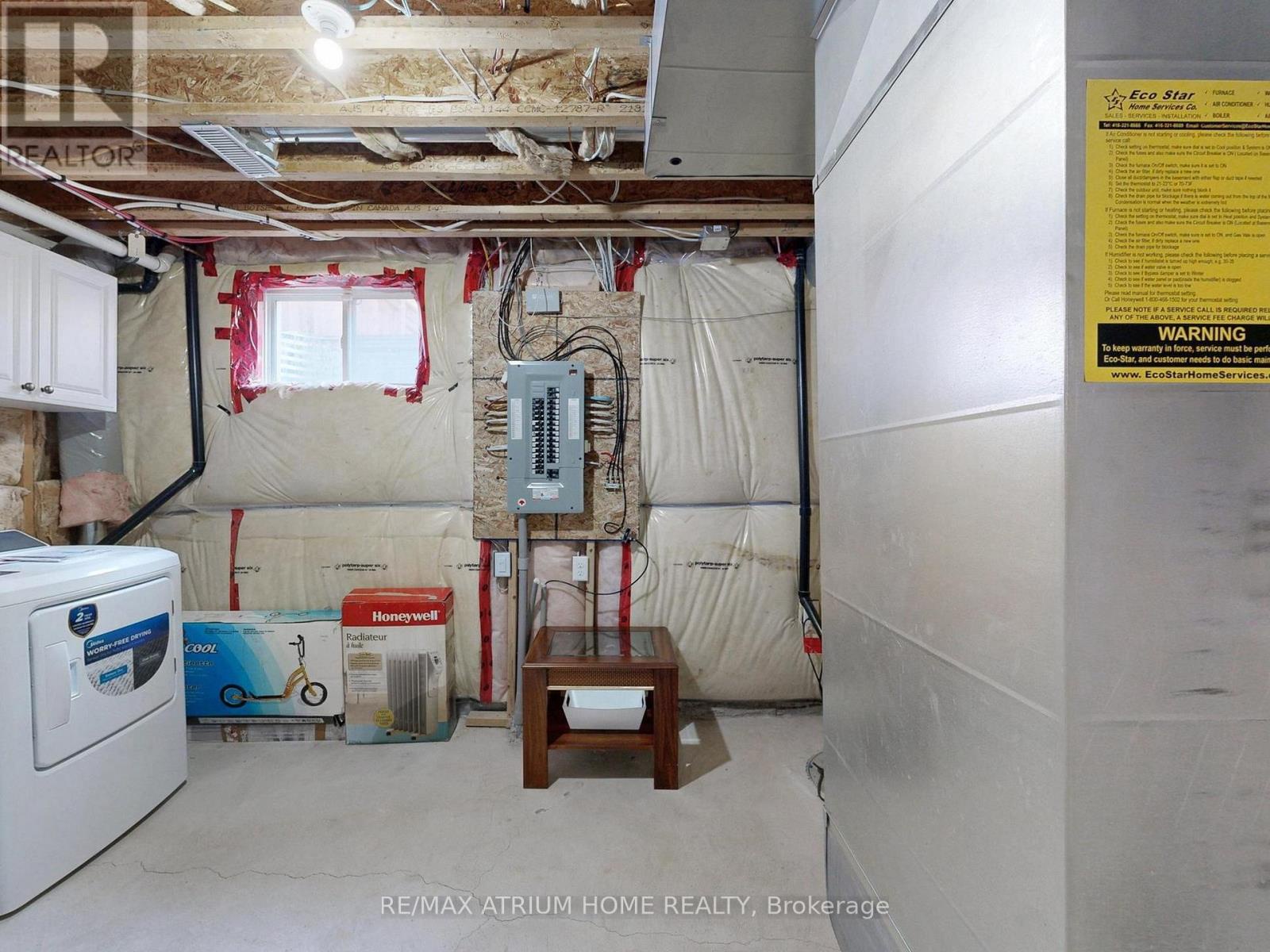 17 Kawneer Terrace, Toronto (dorset Park), Ontario