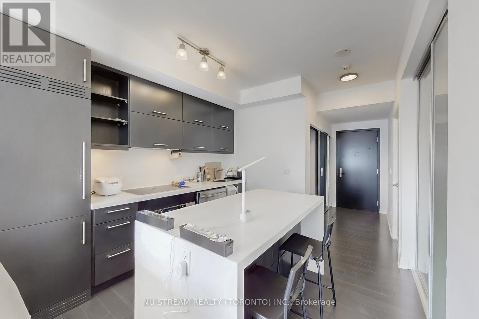 1403 - 1080 Bay Street, Toronto (bay Street Corridor), Ontario