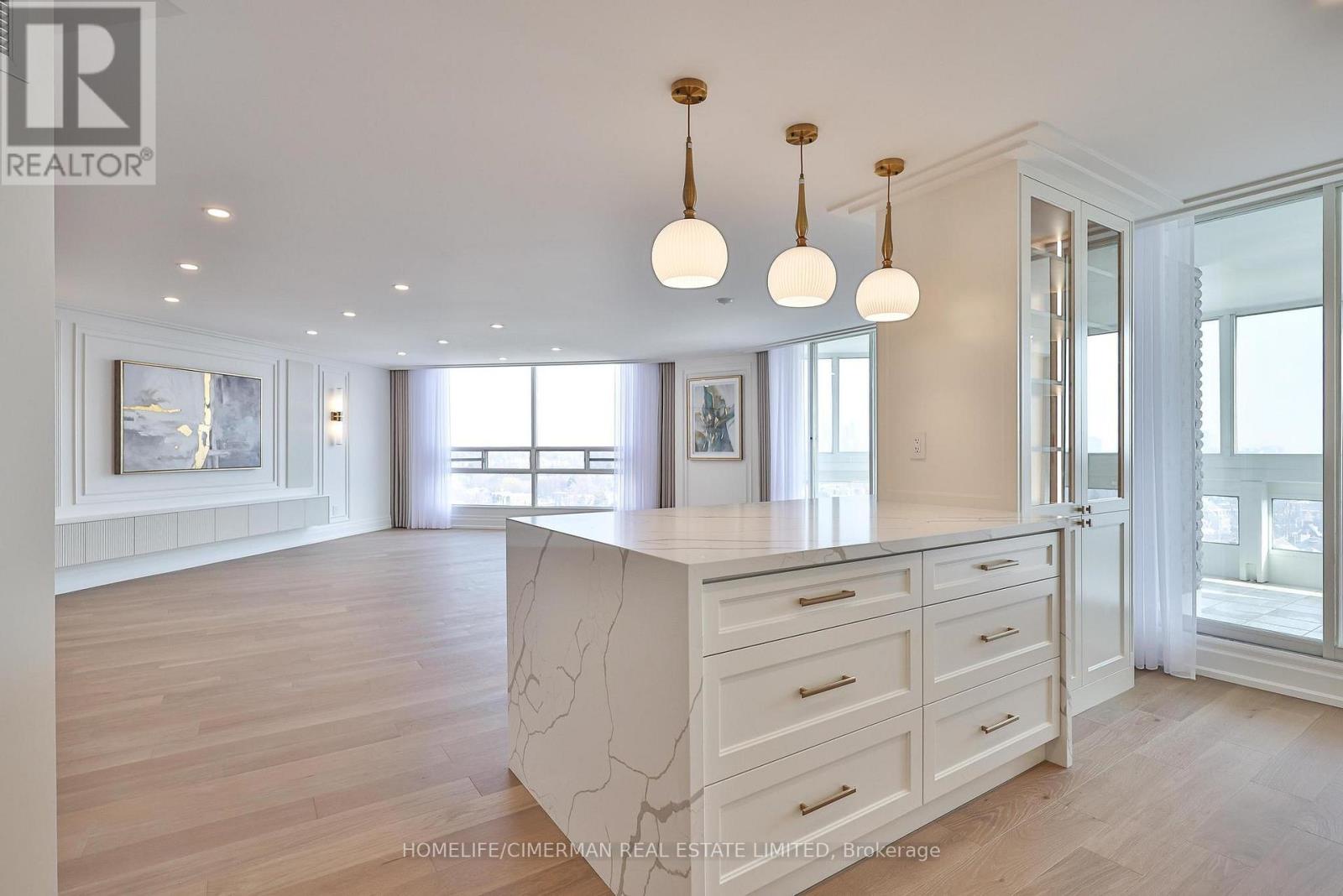 1403 - 240 Heath Street W, Toronto (forest Hill South), Ontario