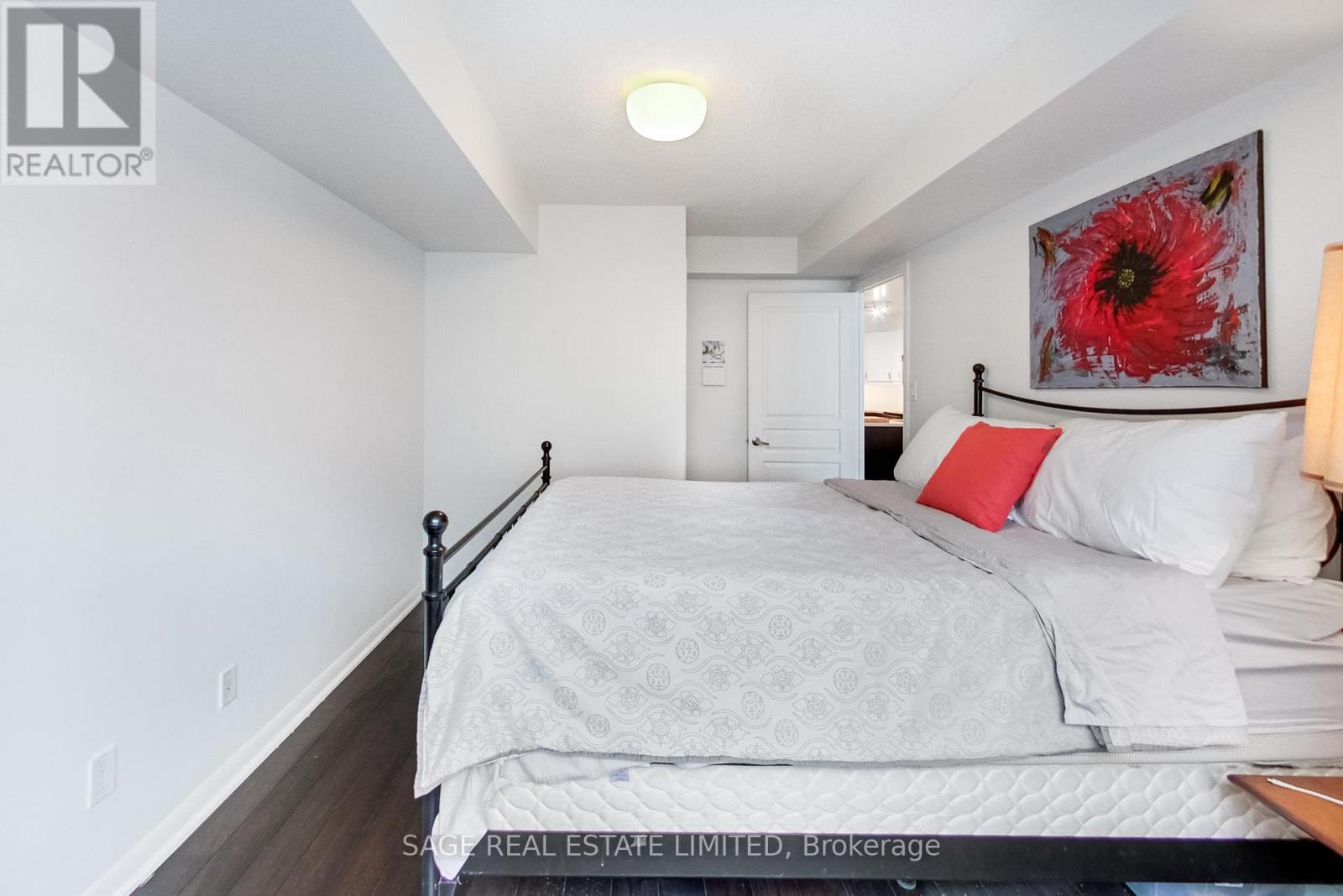 562 - 313 Richmond Street E, Toronto (moss Park), Ontario