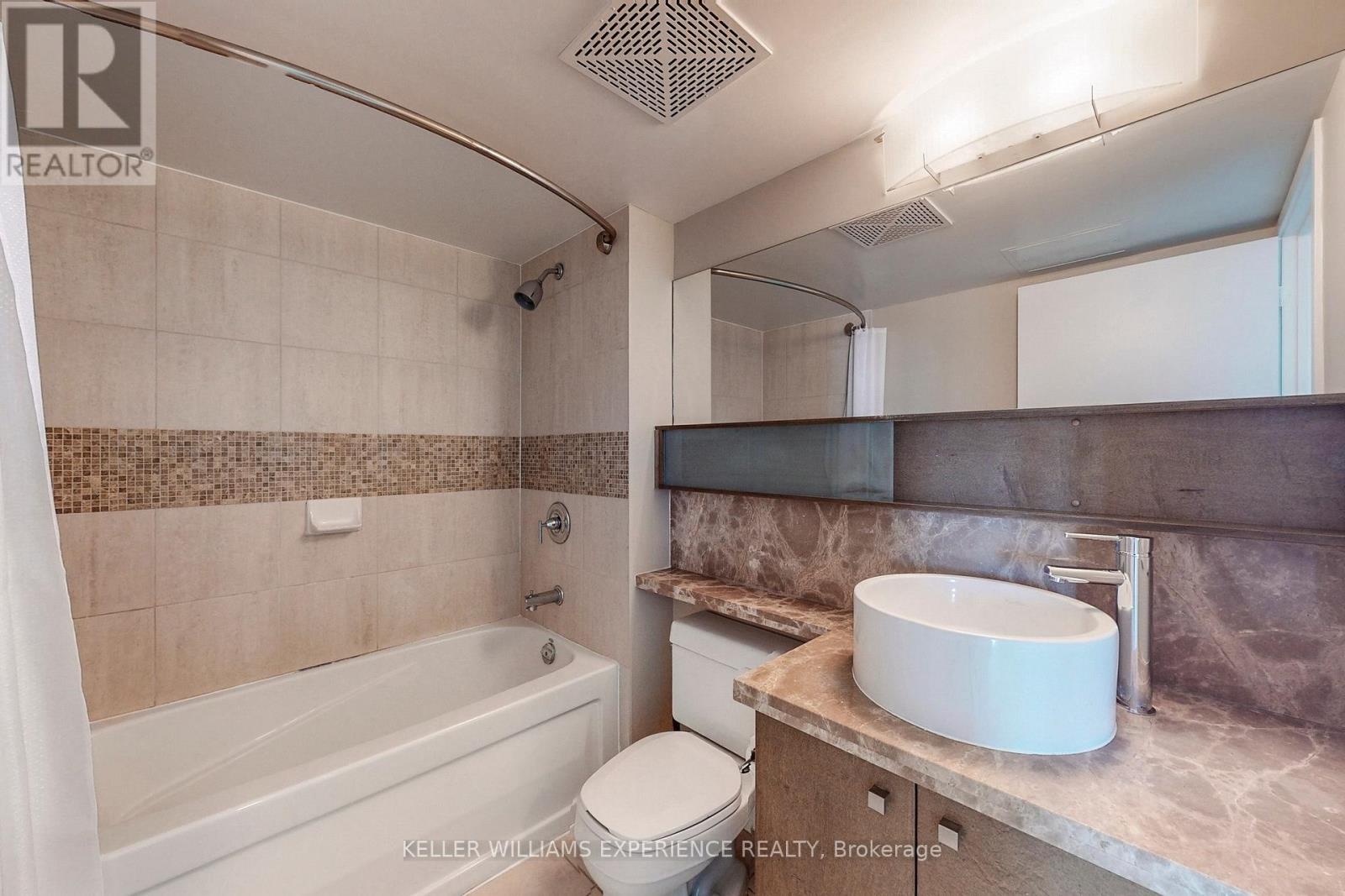 4009 - 11 Brunel Court, Toronto (waterfront Communities), Ontario