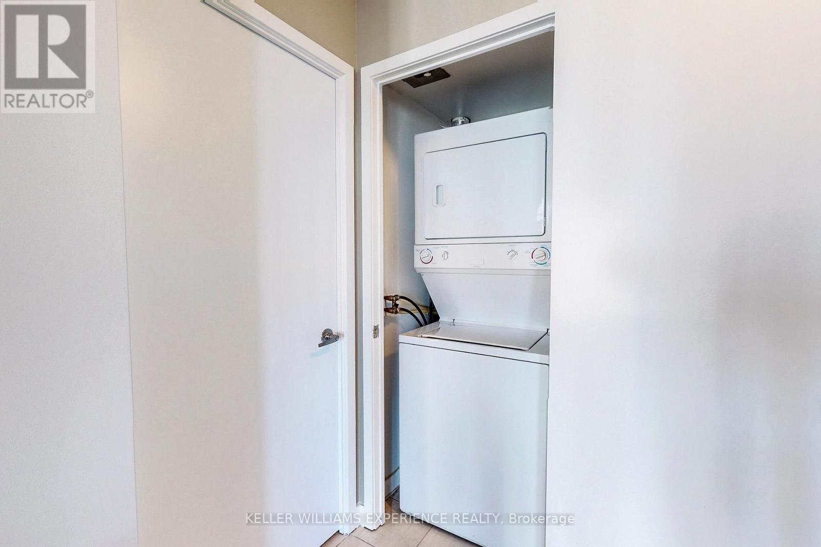 4009 - 11 Brunel Court, Toronto (waterfront Communities), Ontario