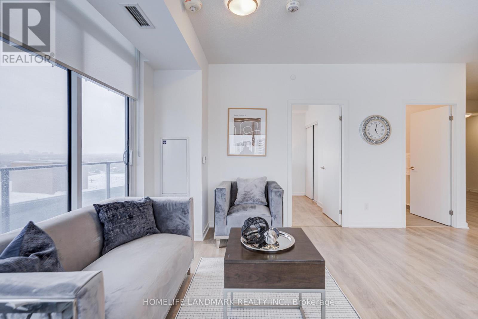 907 - 38 Forest Manor Road, Toronto (henry Farm), Ontario