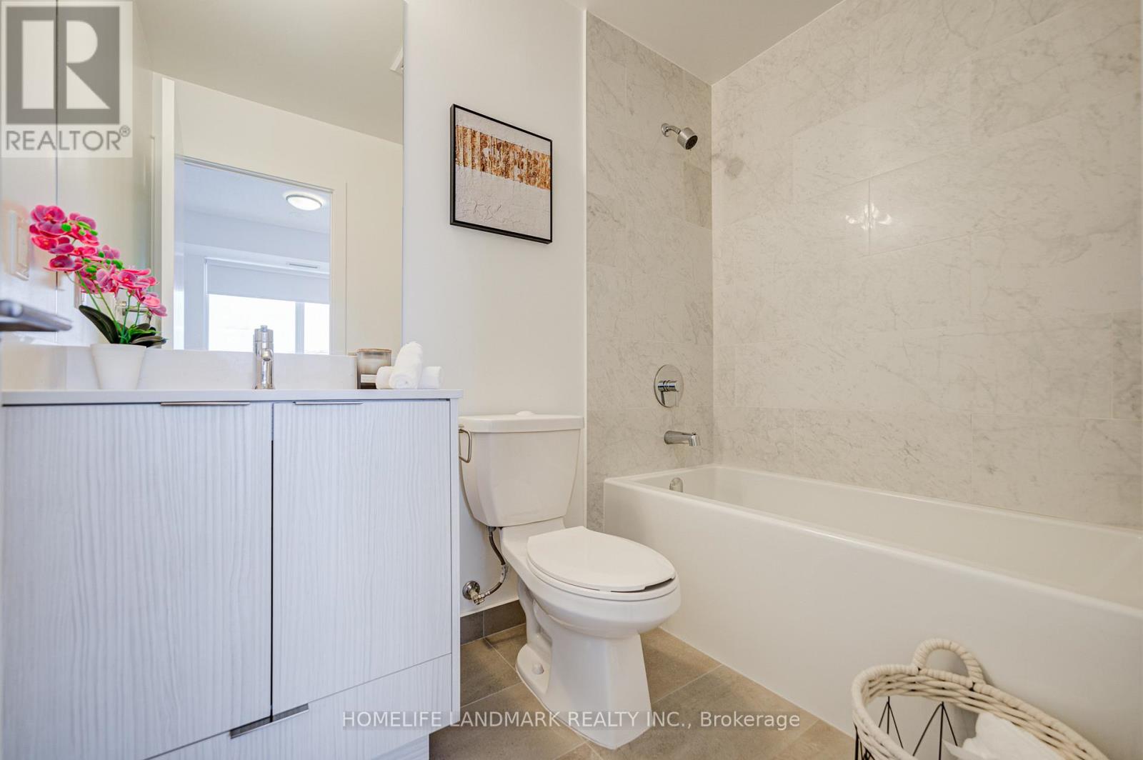 907 - 38 Forest Manor Road, Toronto (henry Farm), Ontario