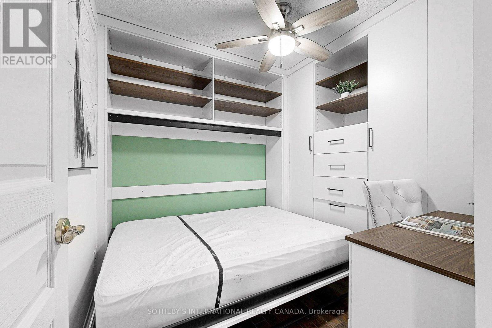 204 - 55 Harrison Garden Boulevard, Toronto (willowdale East), Ontario