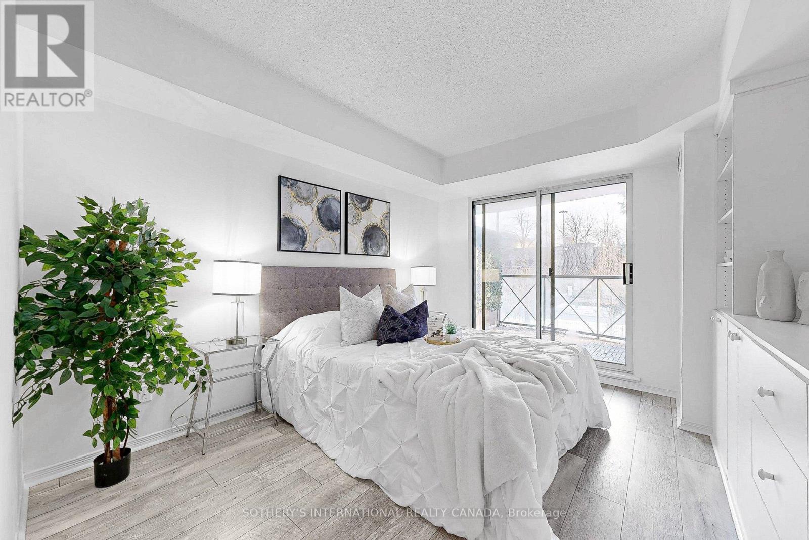 204 - 55 Harrison Garden Boulevard, Toronto (willowdale East), Ontario