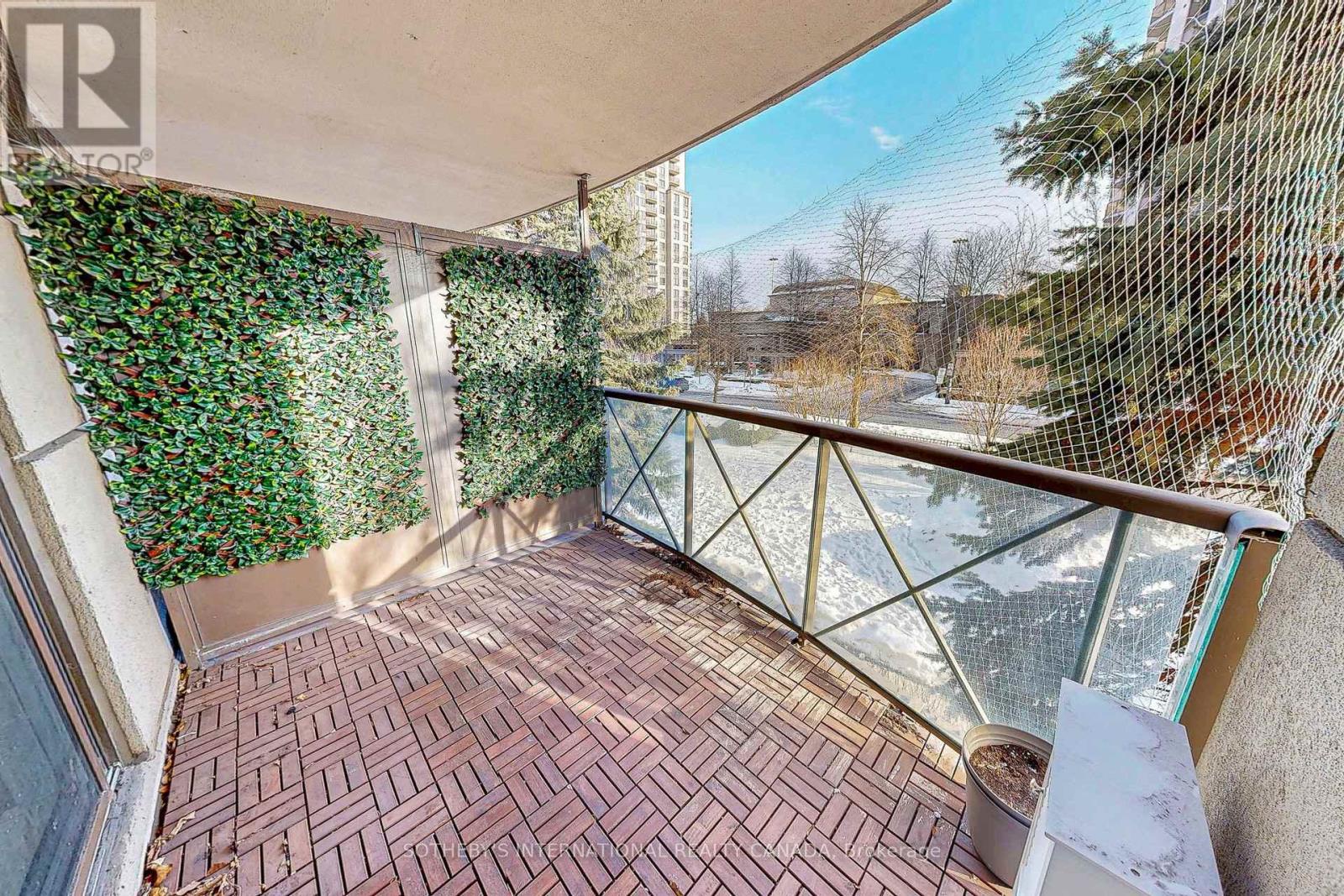 204 - 55 Harrison Garden Boulevard, Toronto (willowdale East), Ontario