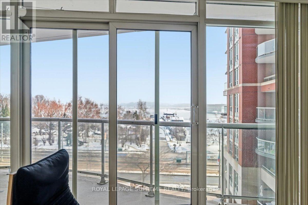 512 - 550 Queens Quay W, Toronto (waterfront Communities), Ontario